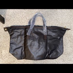 Oversized duffel bag